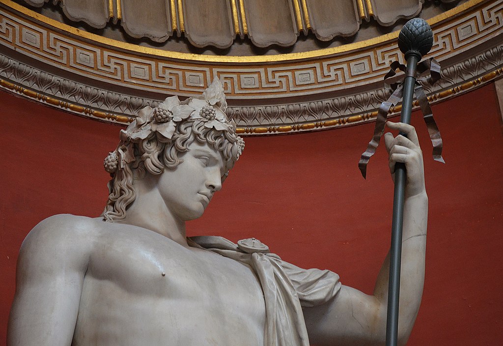 Colossal_statue_of_Antinous_as_Dionysus-Osiris.jpg