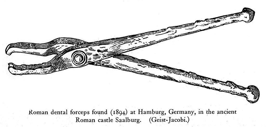 1024px-Roman_dental_forceps_found_1894_Wellcome_M0013704.jpg