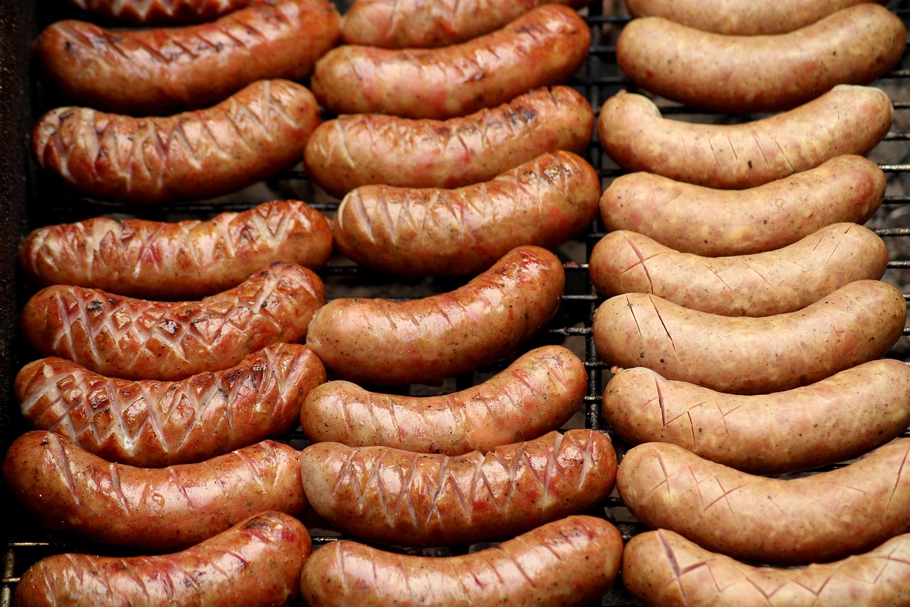 sausage-4243068_1280.jpg