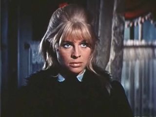 Julie_Christie_in_Doctor_Zhivago_4.jpg