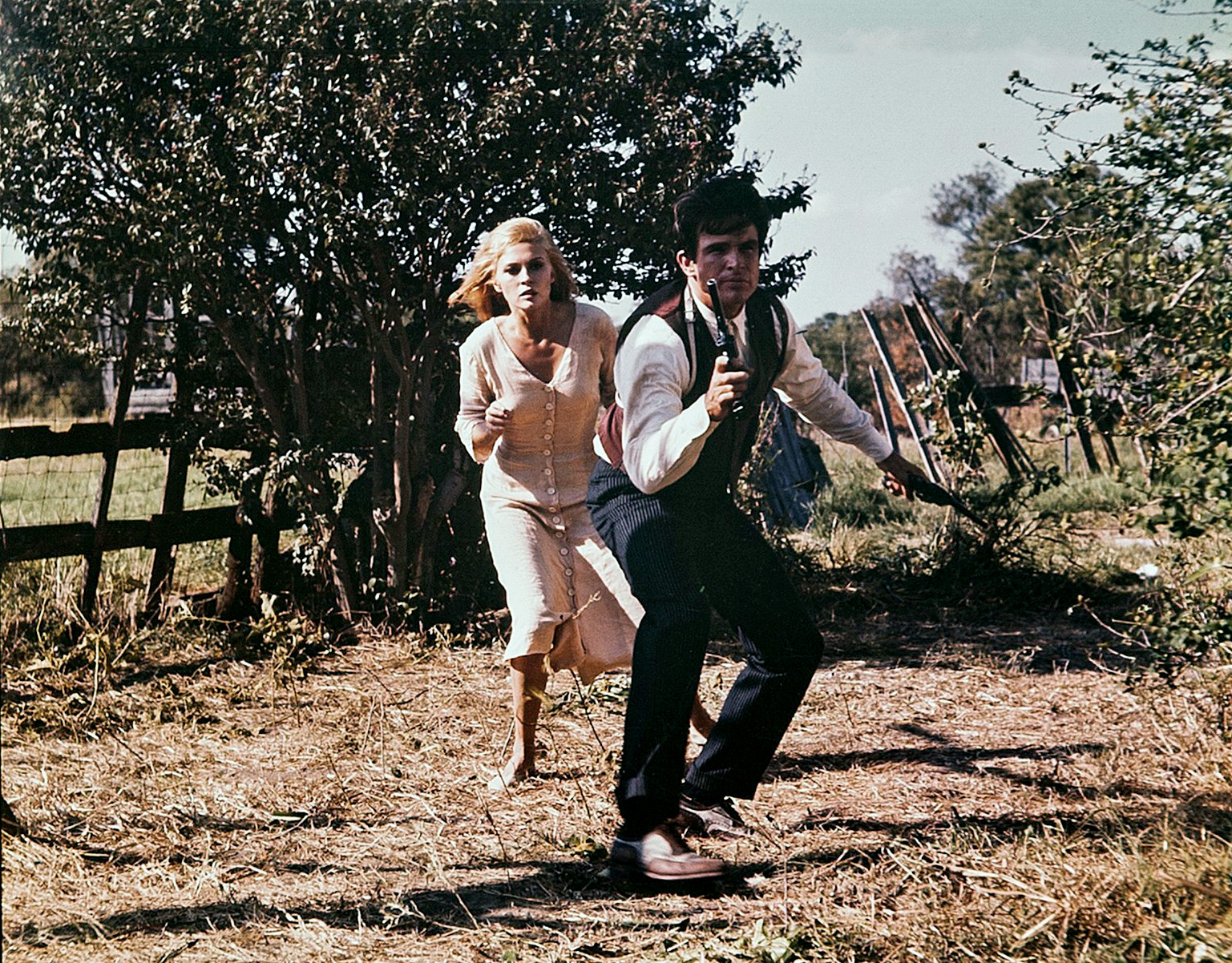bonnieandclyde1967promophoto-dunawaybeatty.jpg