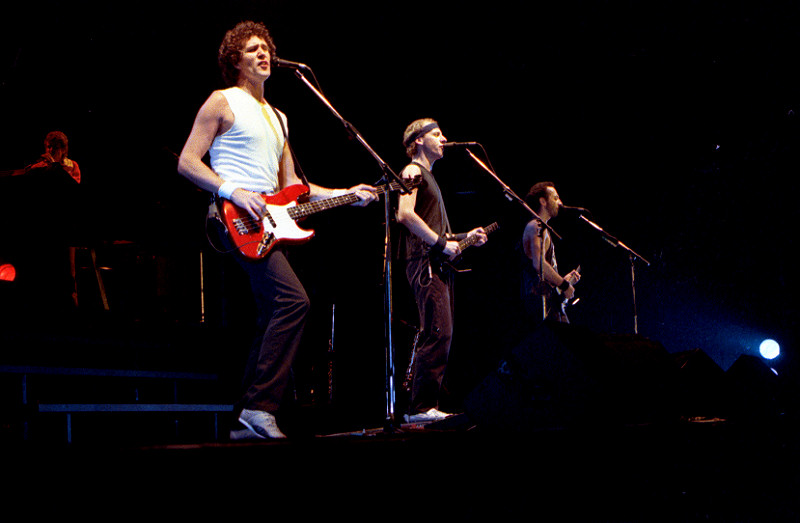 Dire Straits 22101985 23 800