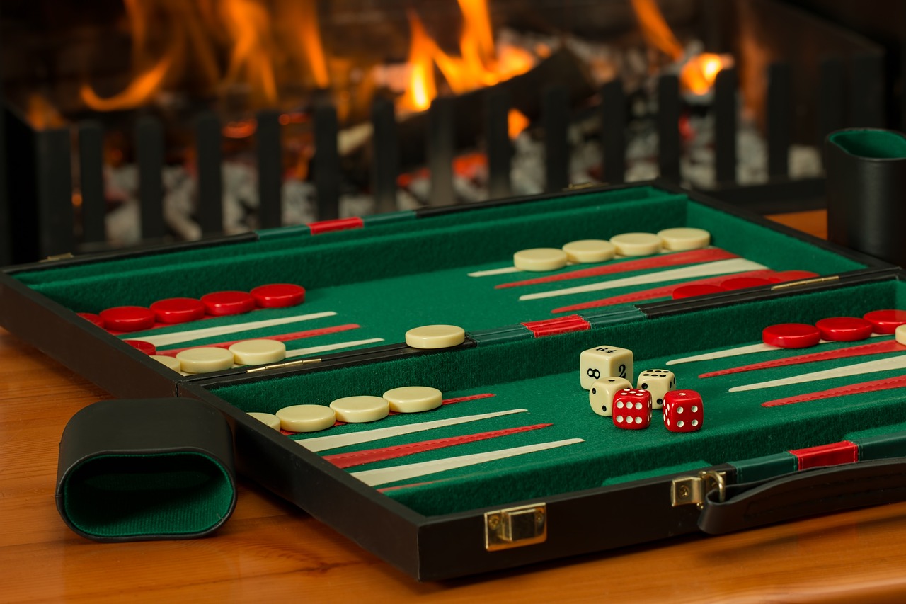 backgammon-2488089_1280.jpg