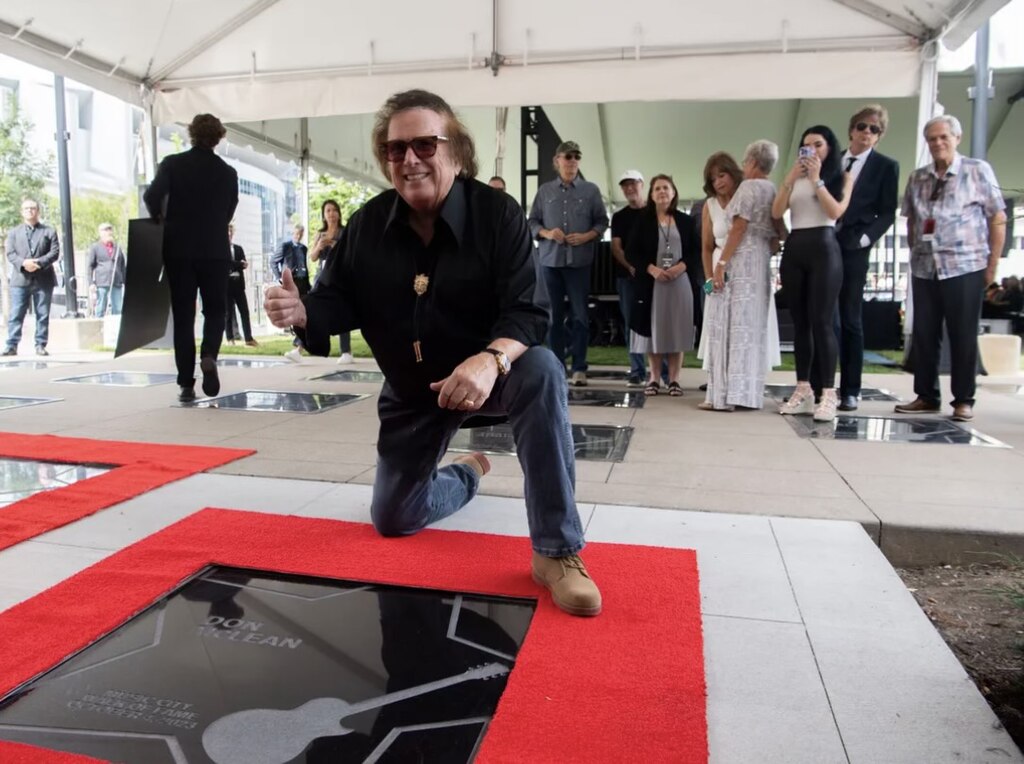 Don Mclean Inducted Into The Music City Walk Of Fame
