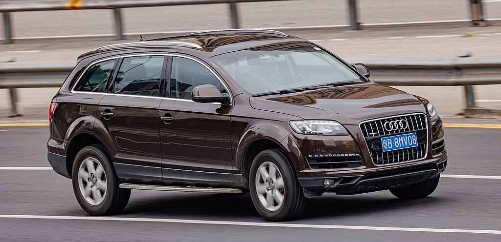 Audi Q7 China(23)