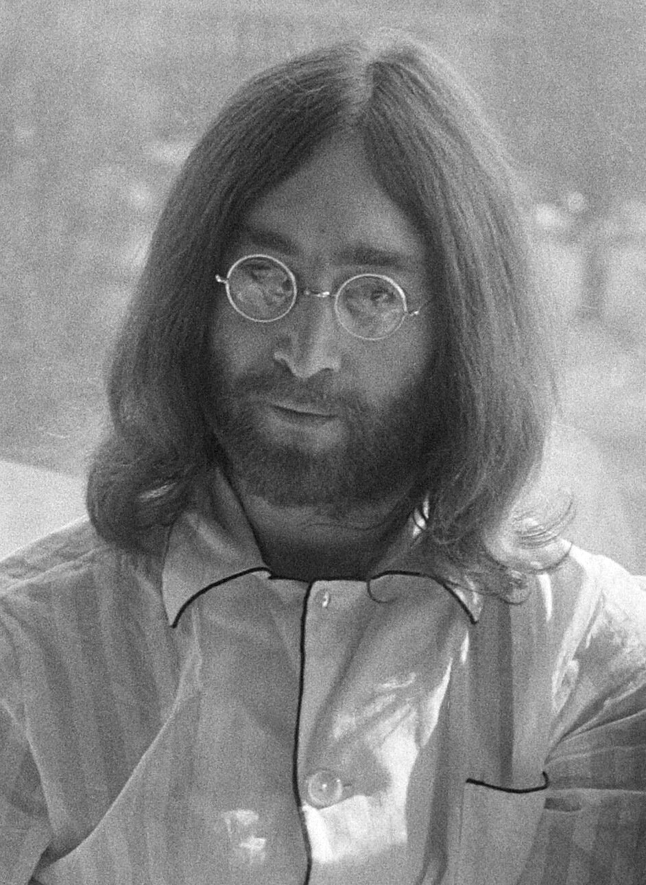 John Lennon 25 March 1969 (Cropped)
