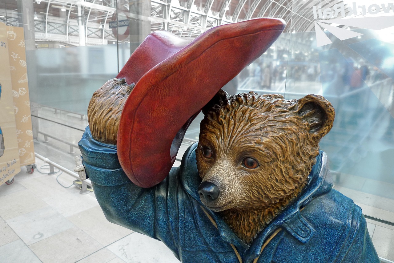 paddington-g2f160c4ba_1280.jpg