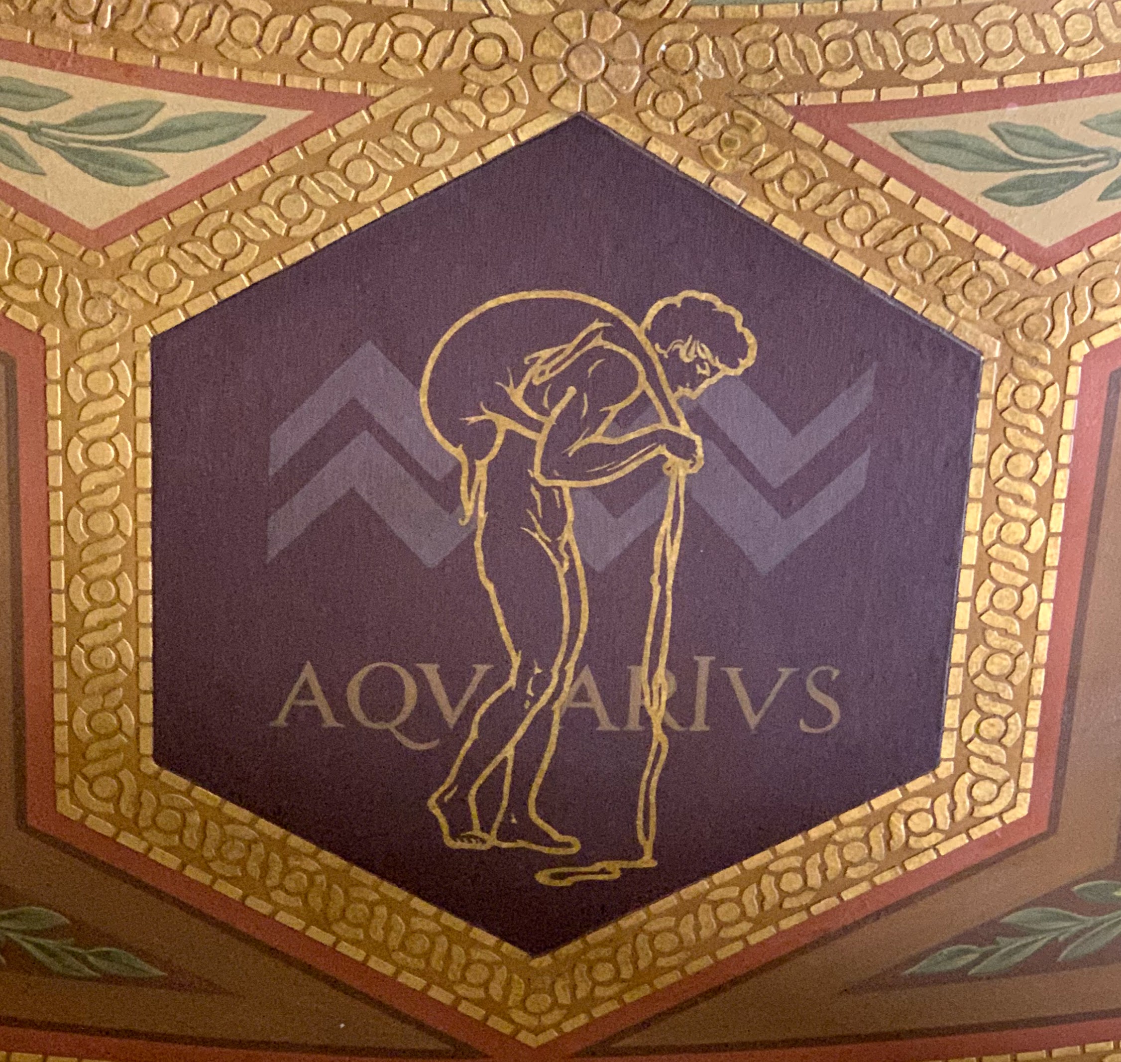 Astrological_sign_Aquarius_at_the_Wisconsin_State_Capitol.jpg