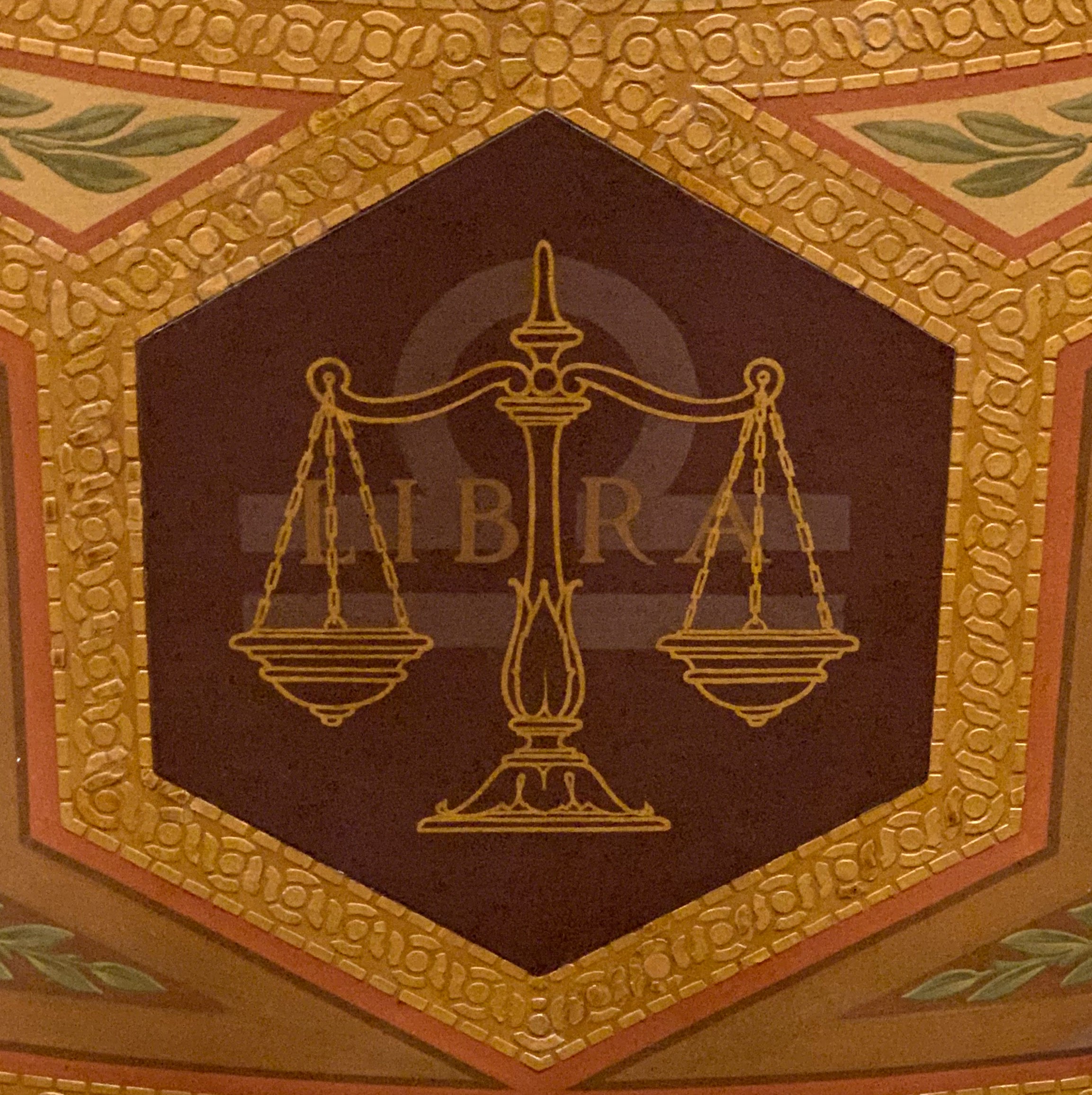 Libra_Astrological_Sign_at_the_Wisconsin_State_Capitol.jpg