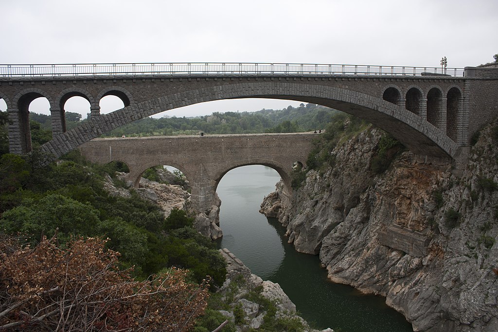 Saint Guilhem Le Désert-Pont Du Diable-20120607