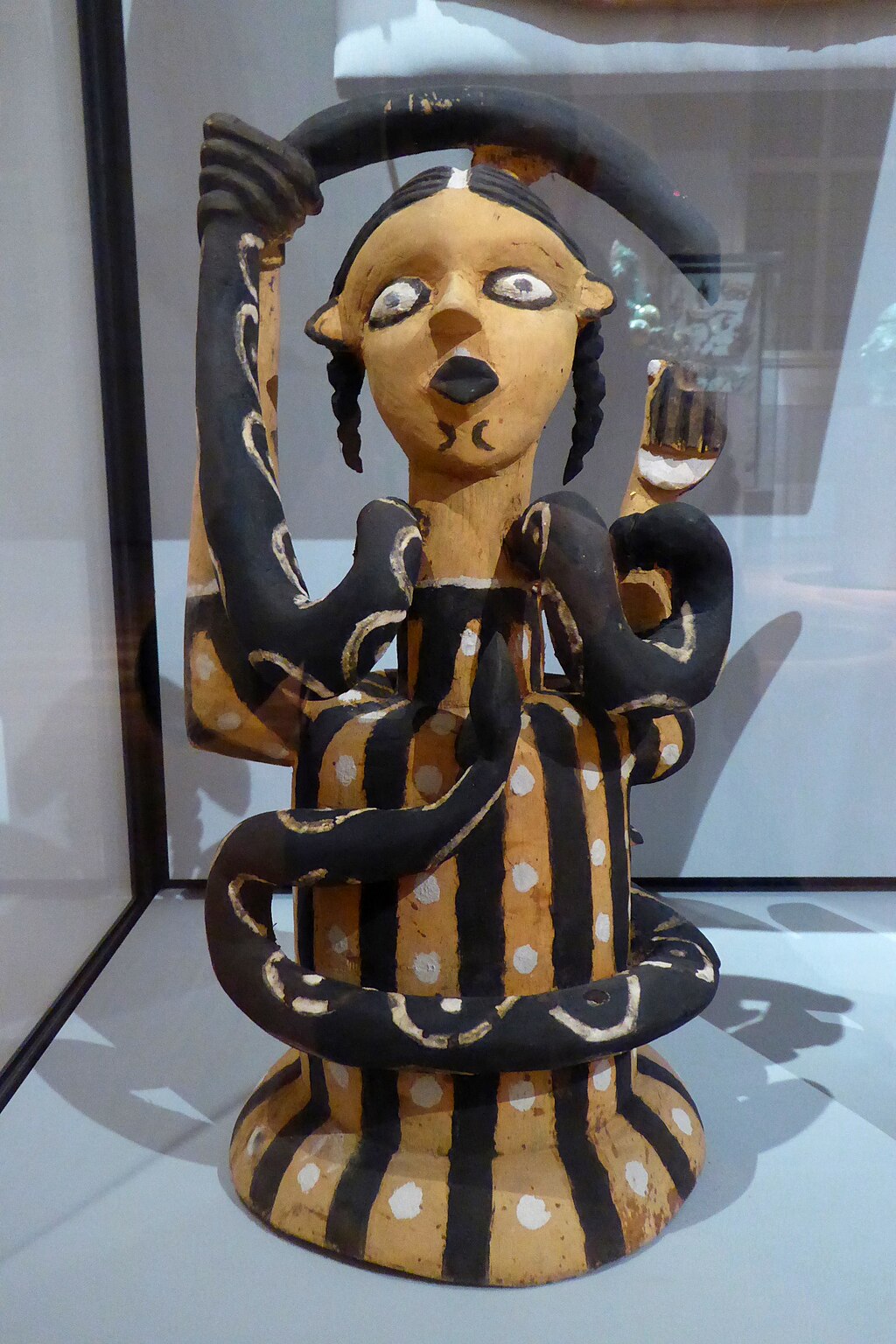 1024Px-Mami Wata Figurine In The Horniman Museum