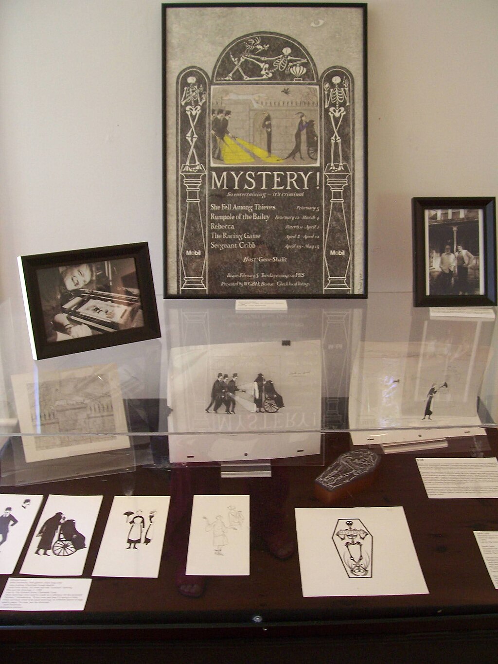 1024Px-The Edward Gorey House 2007 Cases Of Original Drawings