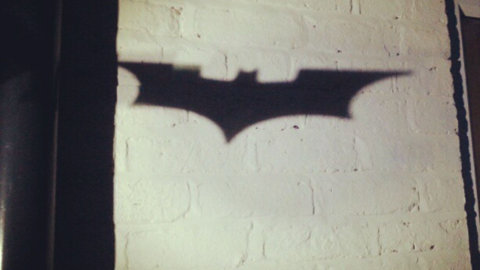 File:Bat signal.jpg