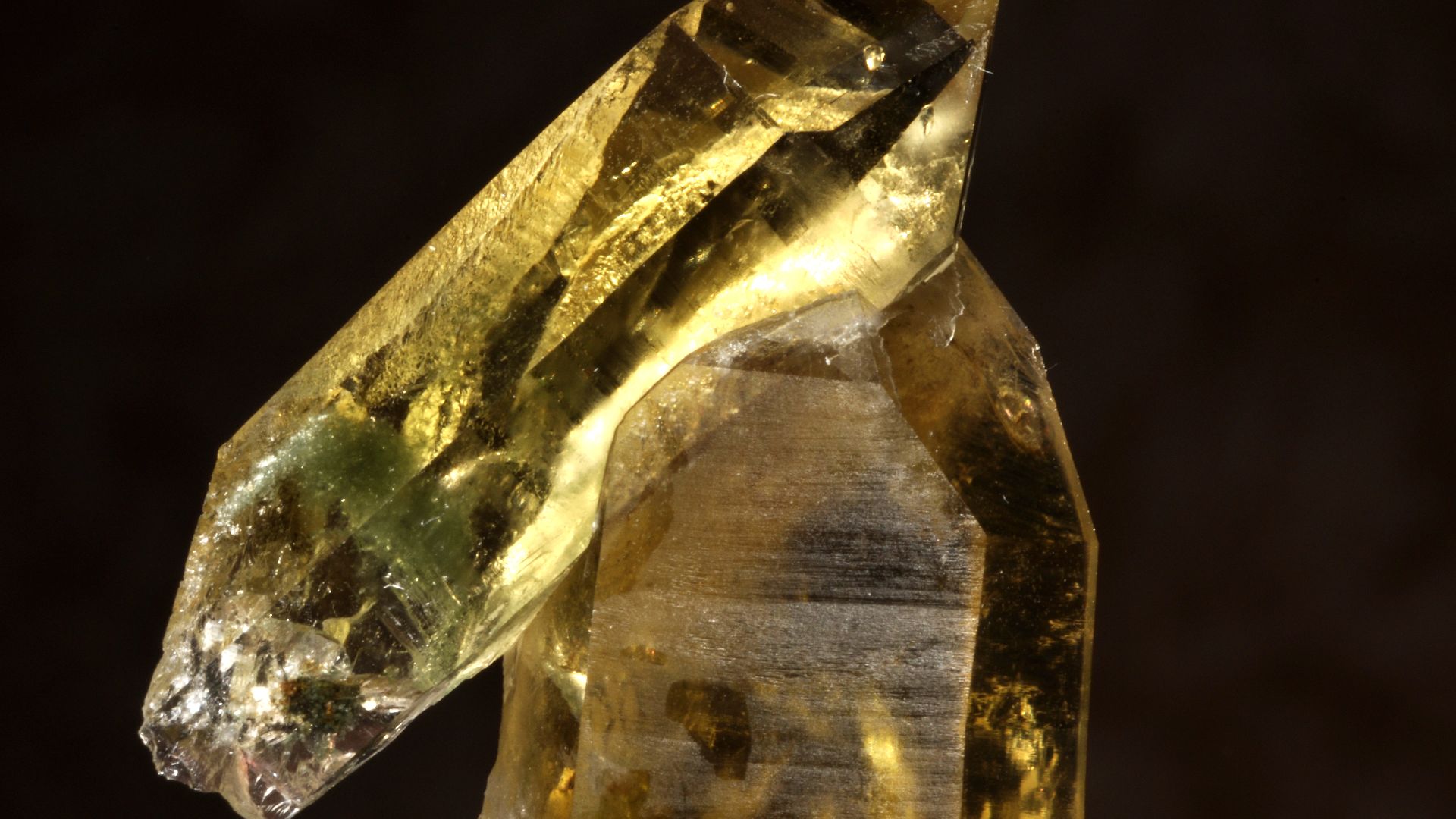 File:Citrine 1 (Russie).jpg
