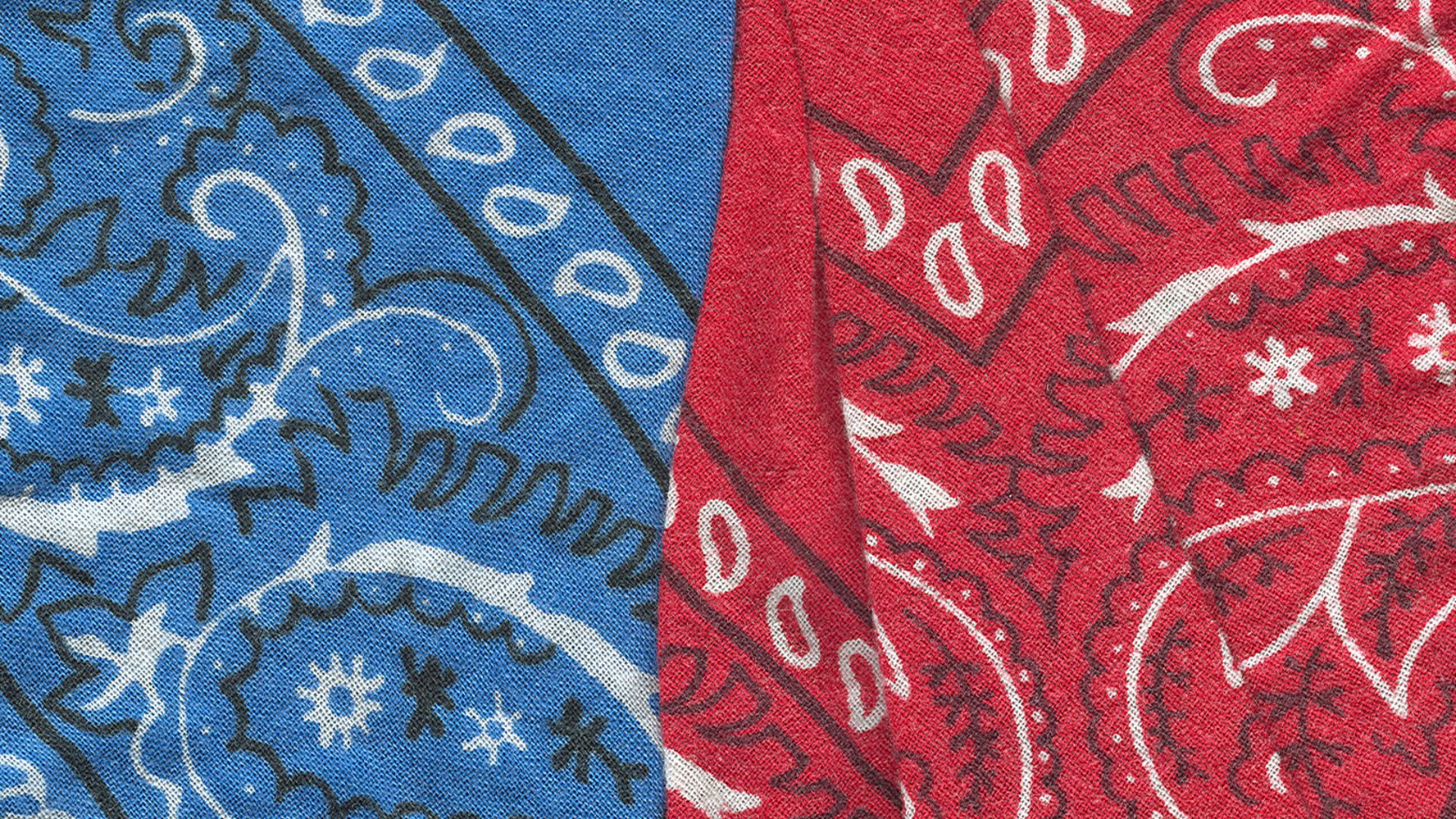 File:Red and blue bandannas.jpg