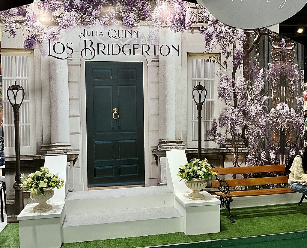 Los Bridgerton, Stand De Ediciones Urano En La Feria Internacional De Buenos Aires