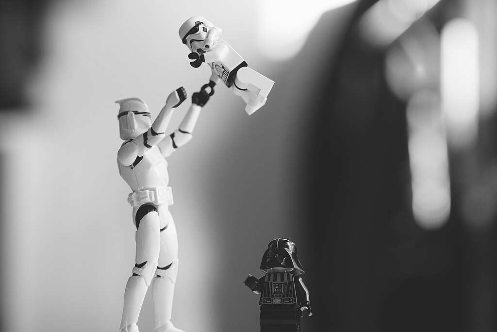 Monochrome Star Wars Toys (Unsplash)