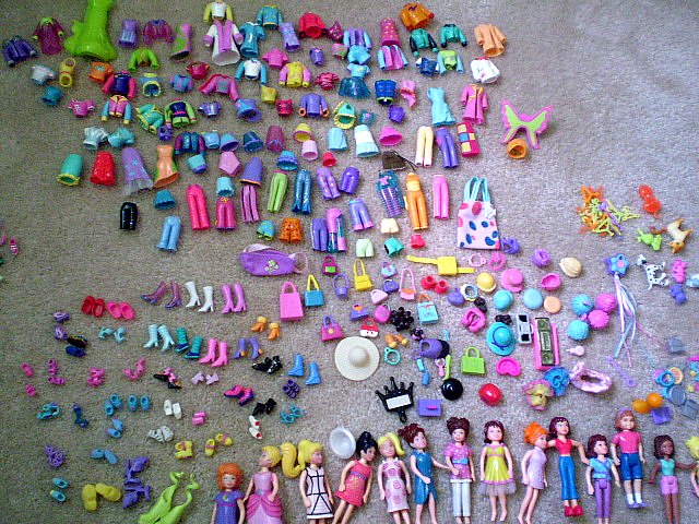 Rubber Polly Pocket Clothing (1)