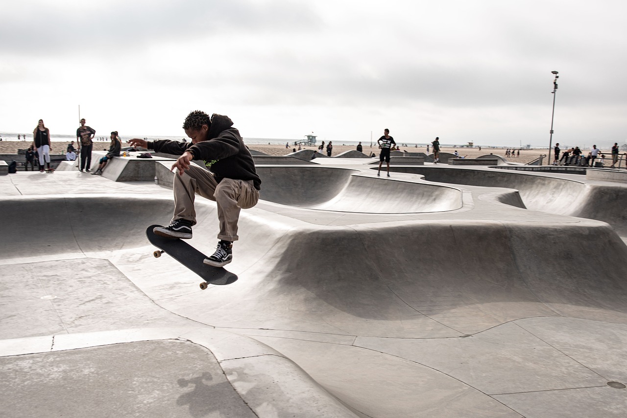 Skater-4618922 1280