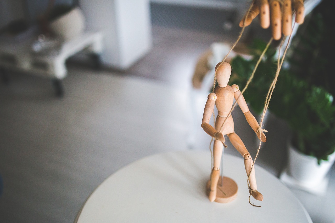 Wooden-Mannequin-791720 1280