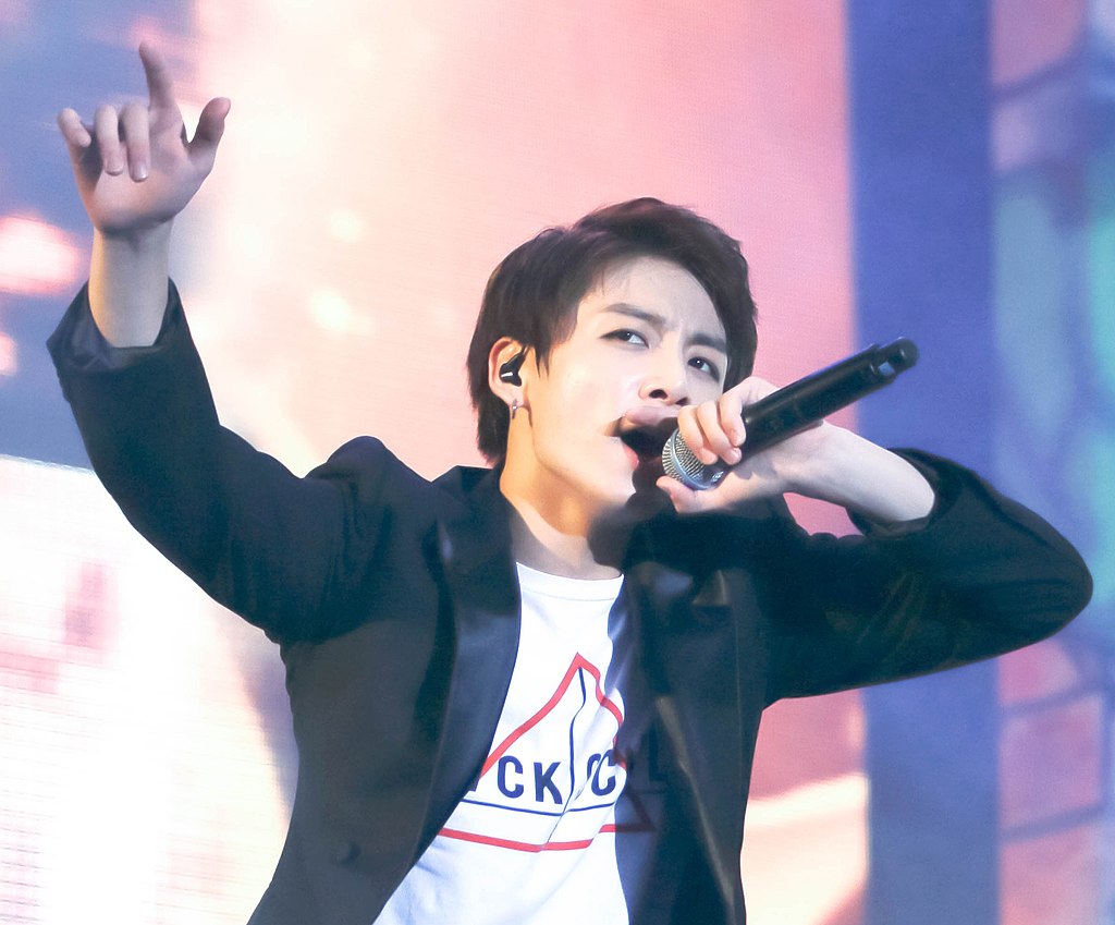 1024Px-Jeon Jung-Kook During The Red Bullet Concert In Hong Kong, 29 August 2015 04