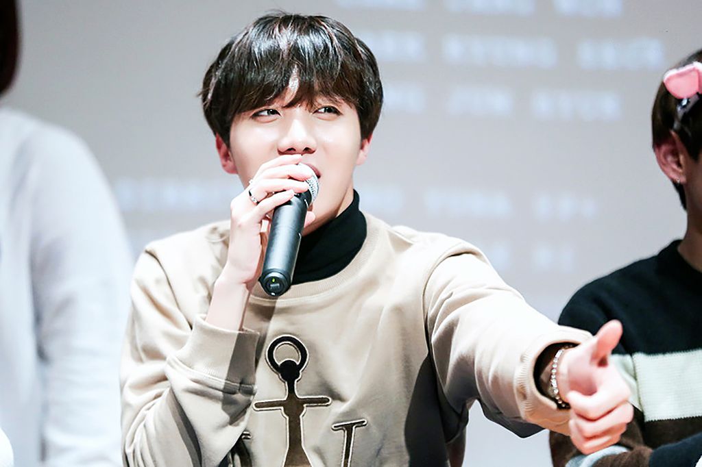 J-Hope At A Fansign On January 3, 2016 02