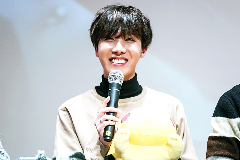 J-Hope At A Fansign On January 3, 2016 04