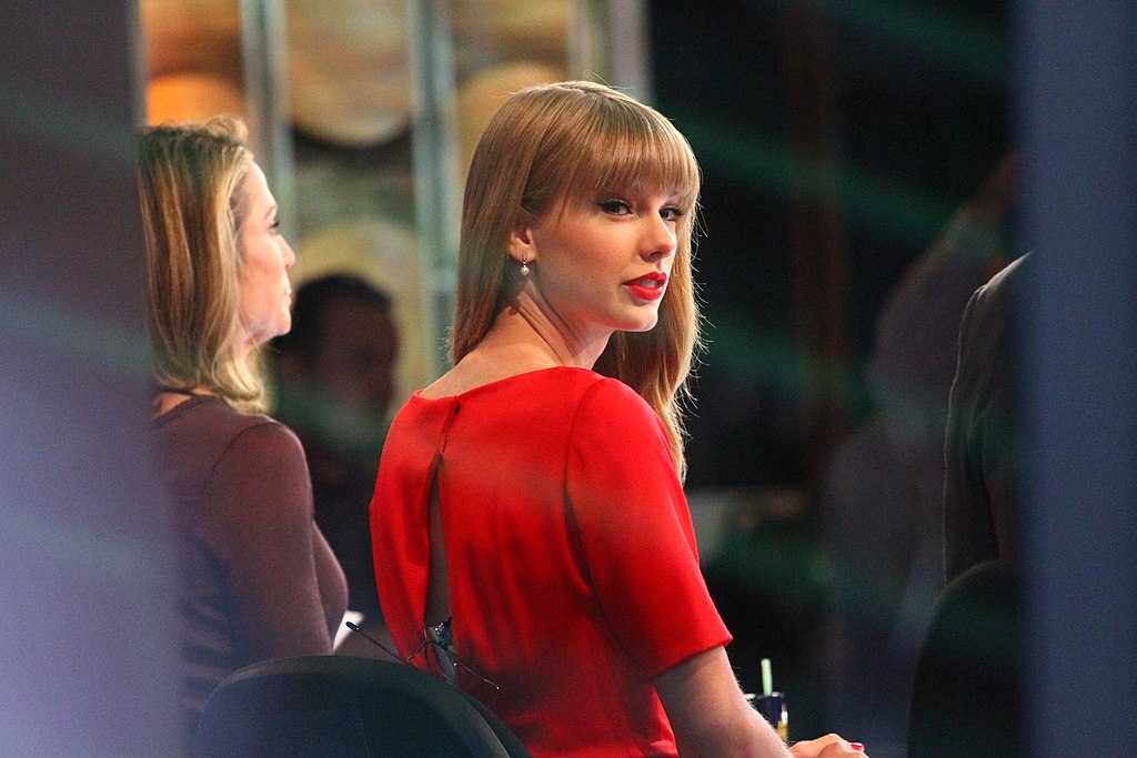 1024Px-Taylor Swift Gma (8114094404)