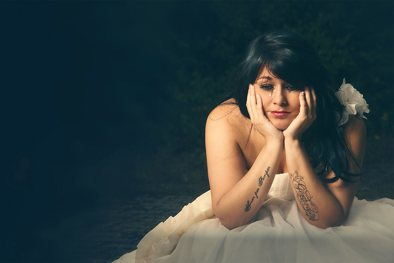 14739119983 B8E759Eb4C C