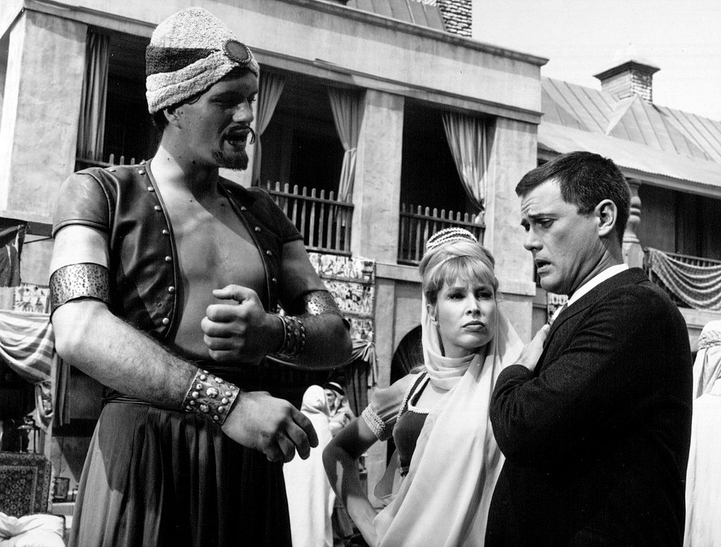1024Px-Barbara Eden Larry Hagman I Dream Of Jeannie 1965