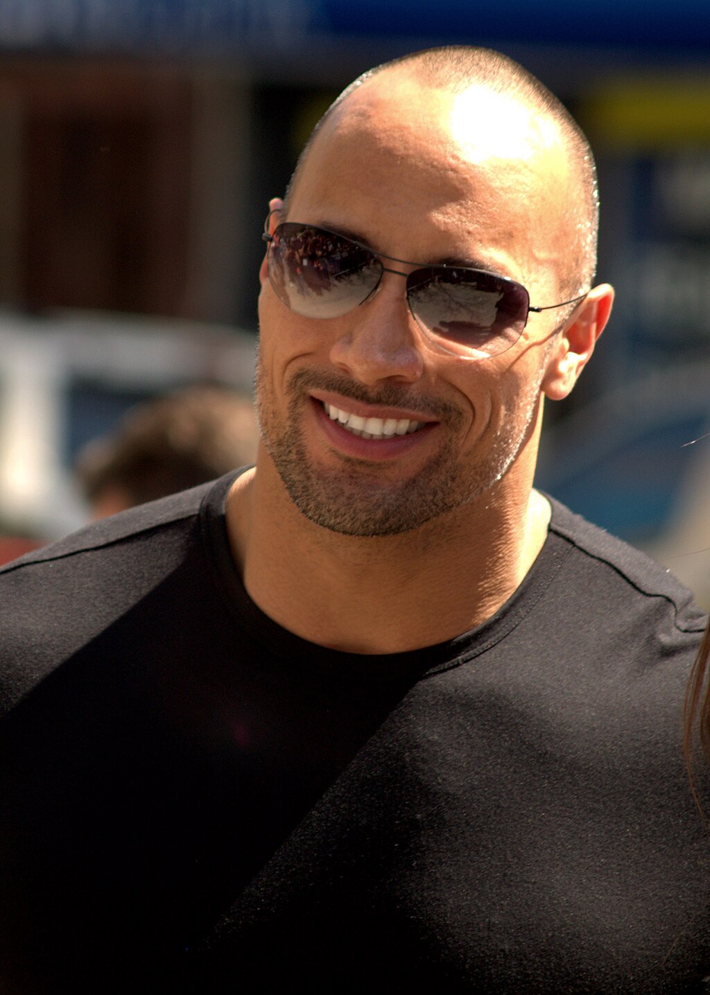 1024Px-Dwayne The Rock Johnson 2009 Street Portrait