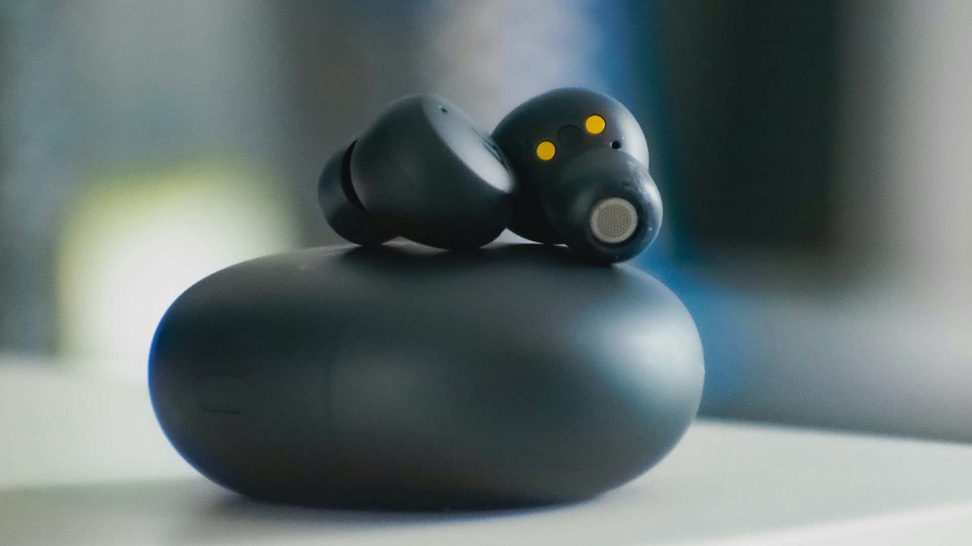 a close up of a black and white object