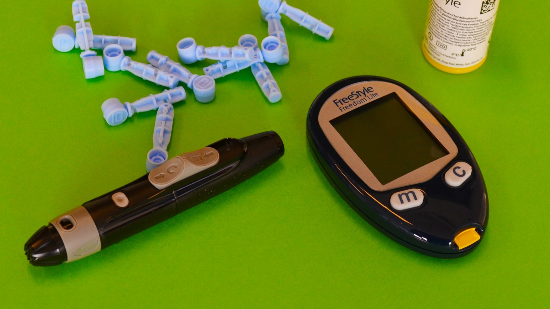 silver and white cross pendant necklace
