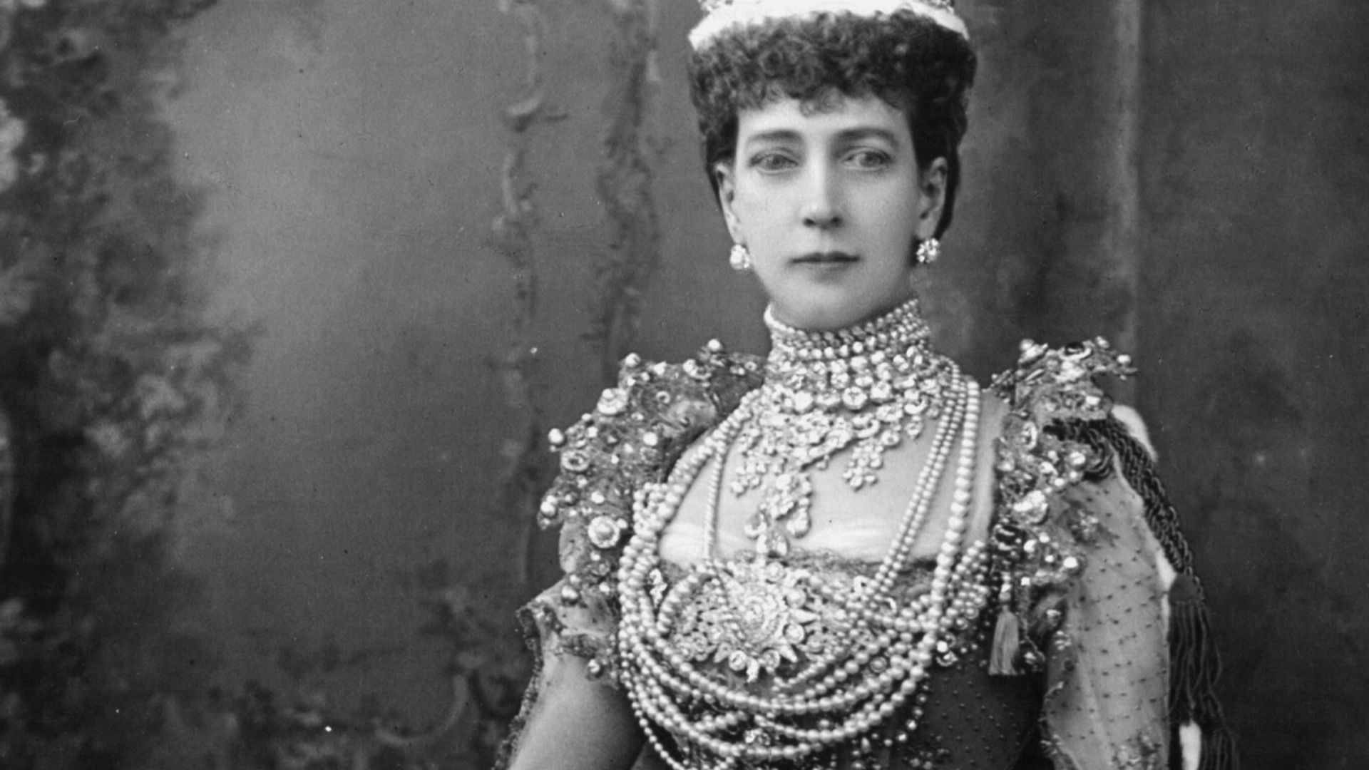 File:1902 alexandra coronationhr.jpg