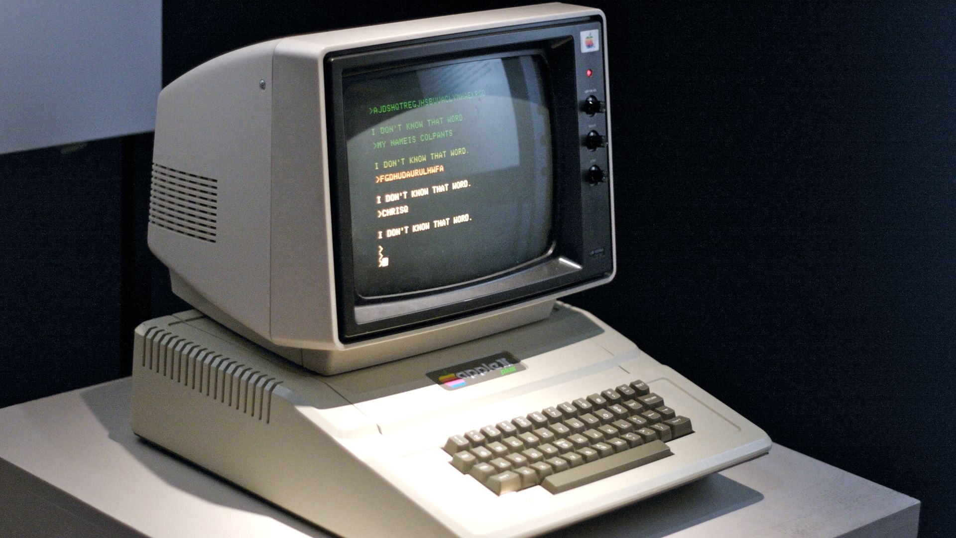 File:Apple II Plus, Museum of the Moving Image.jpg