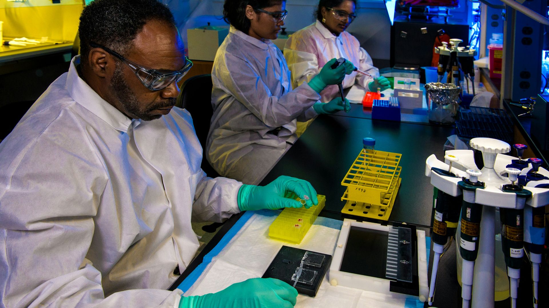 man in white dress shirt wearing black framed eyeglasses