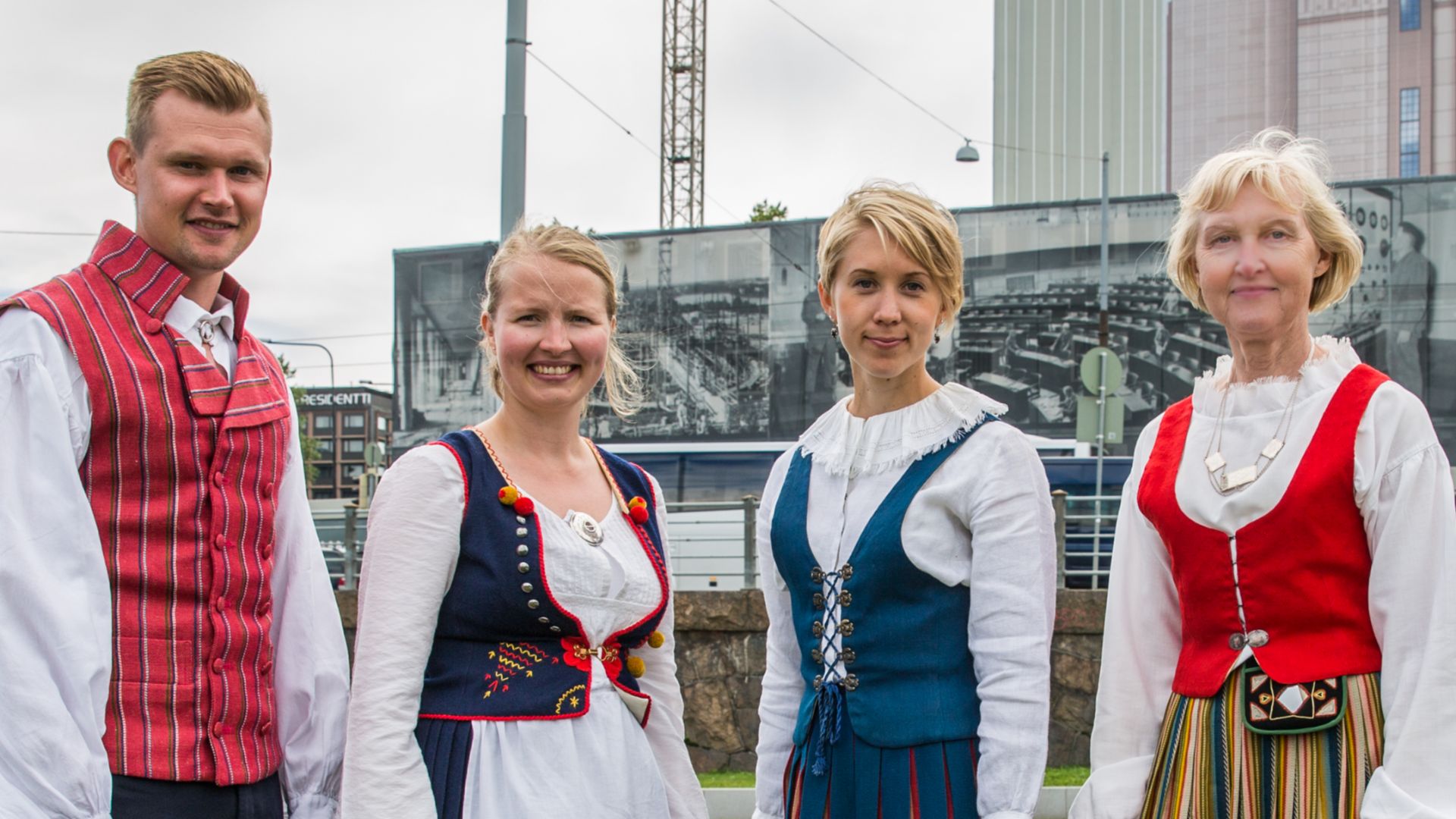 File:National Costumes, Finland 03.jpg