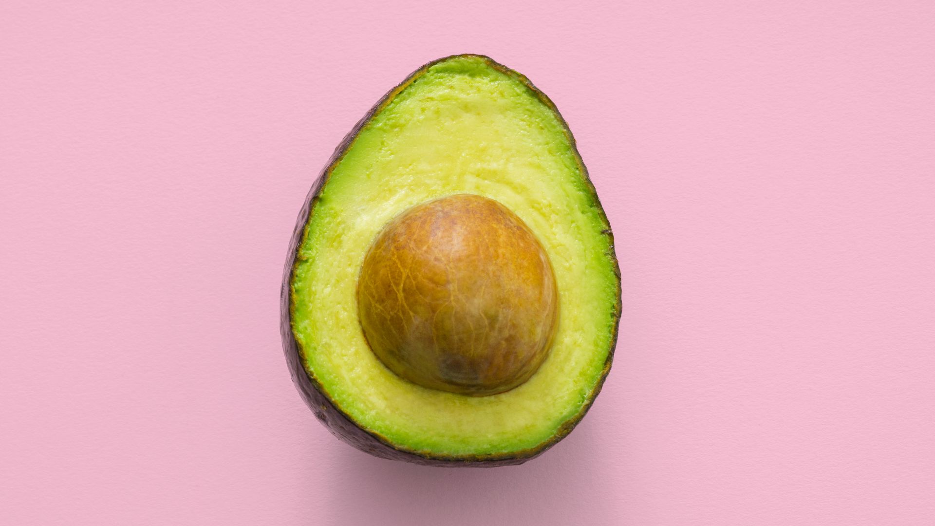 sliced green avocado fruit