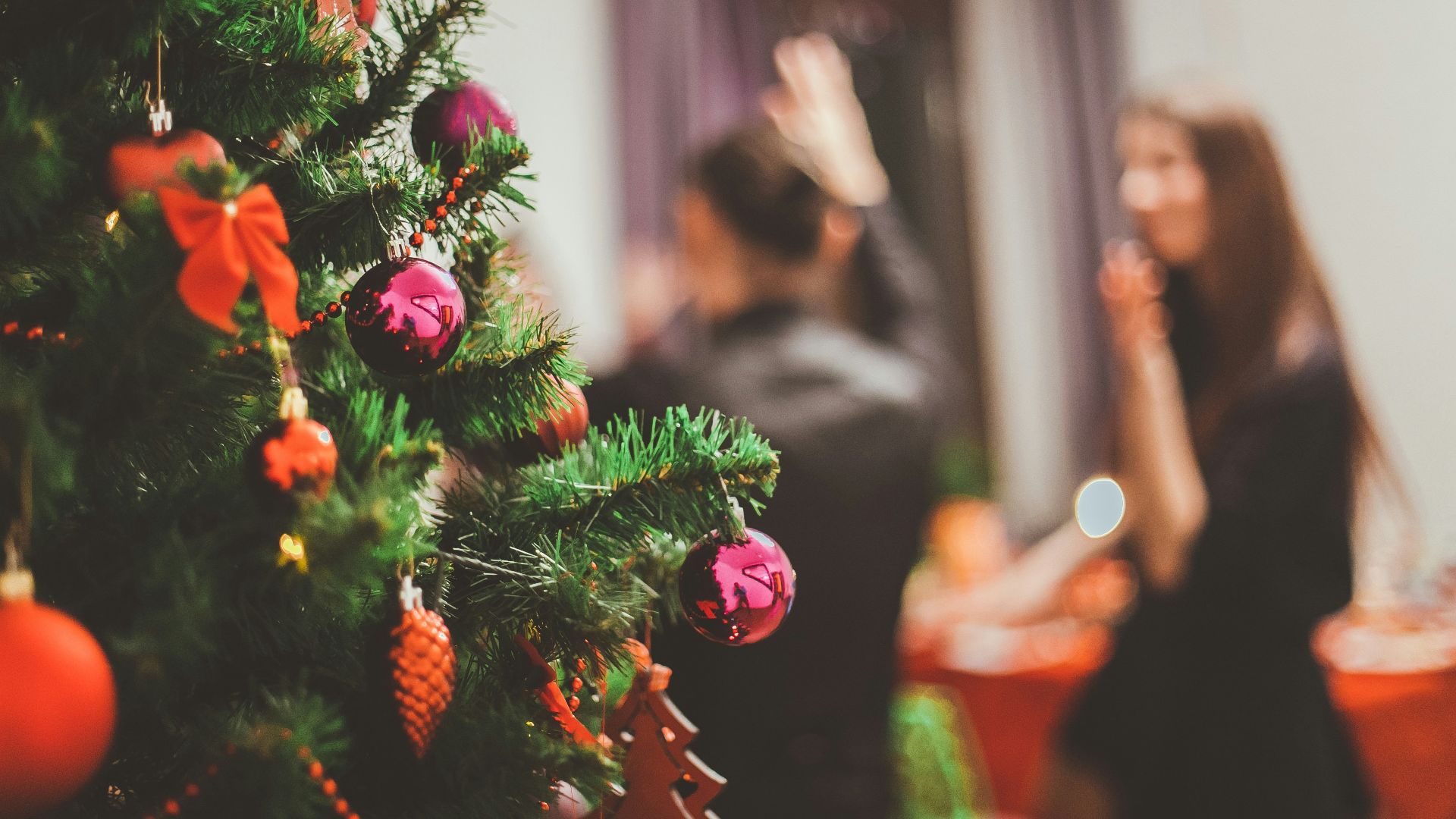 selective focus photography of Christmas tree