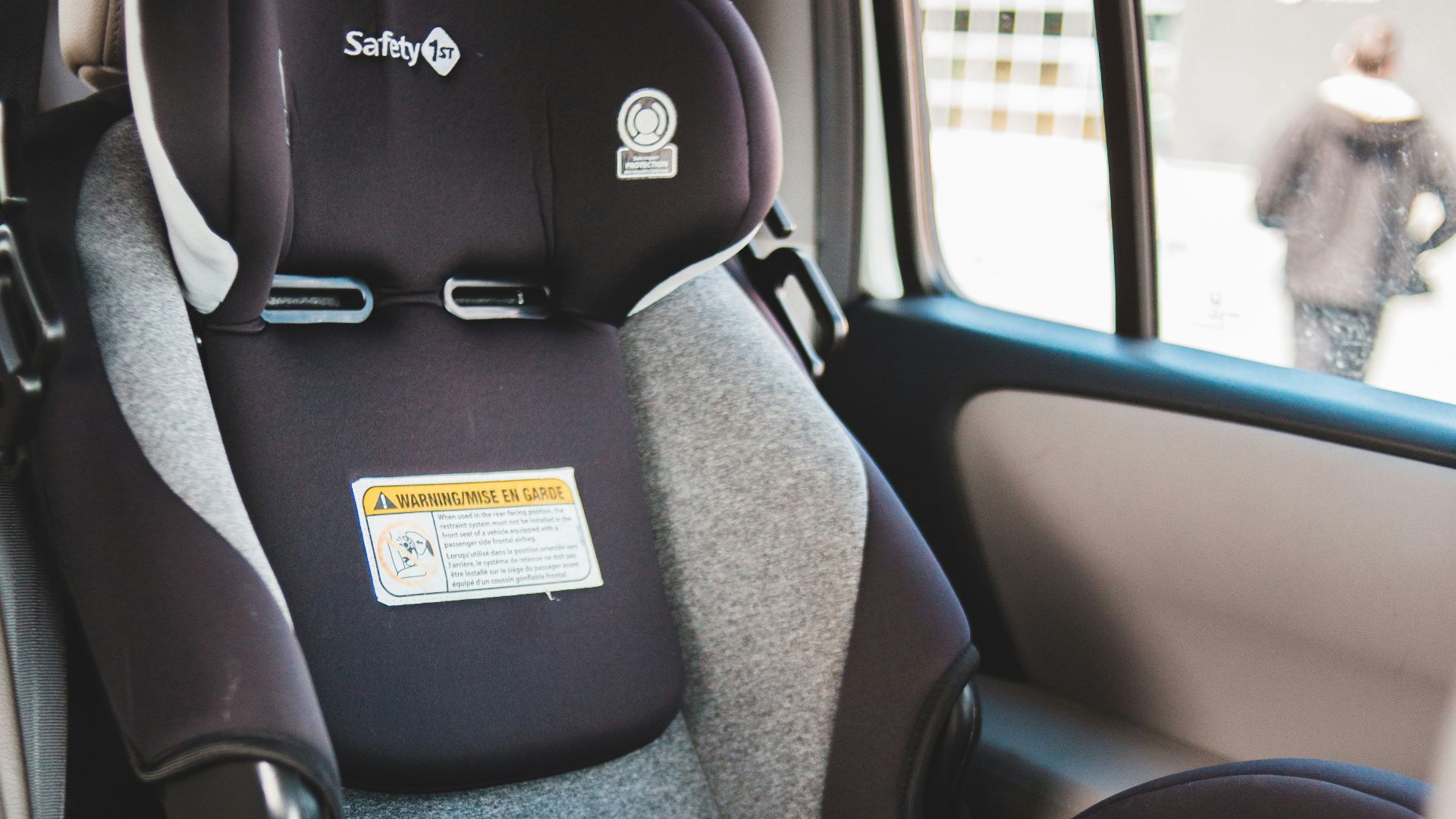gray and black car seat