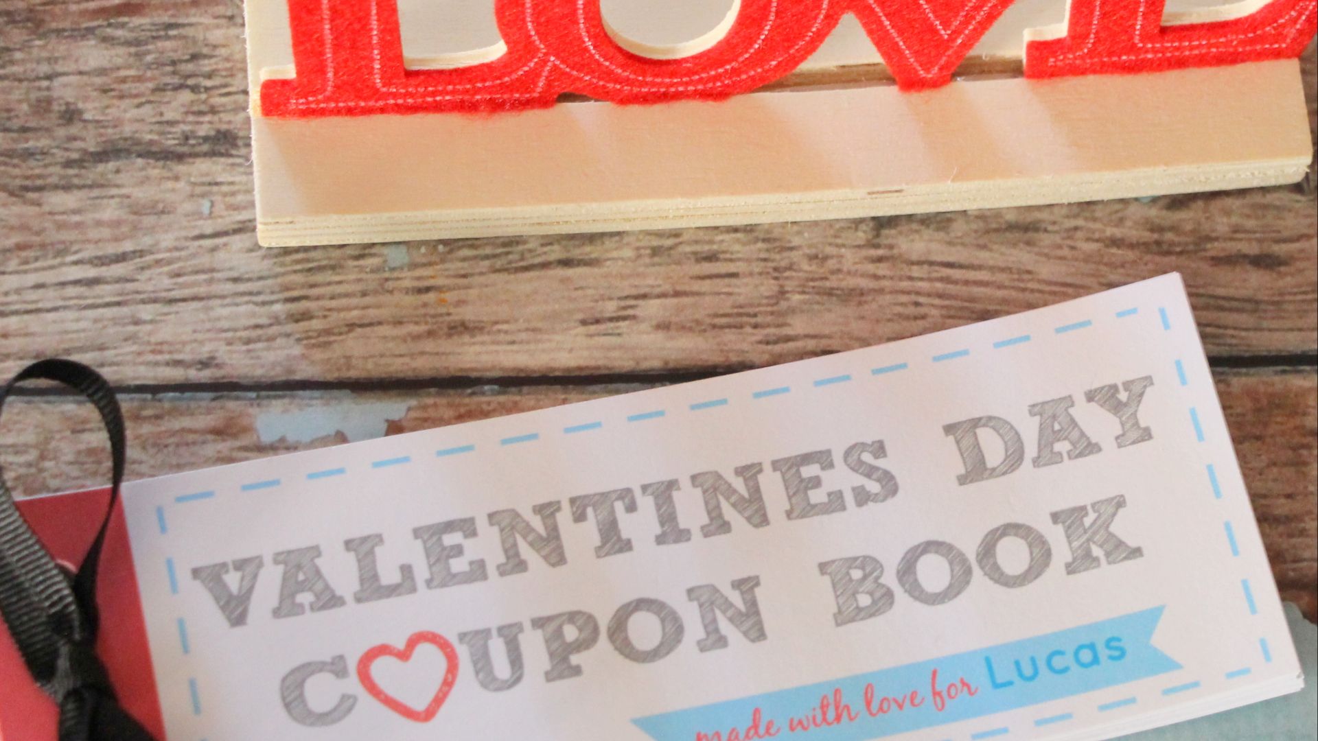 File:Valentine's Day Printables coupons with Love desk ornament decoration (16460404700).jpg