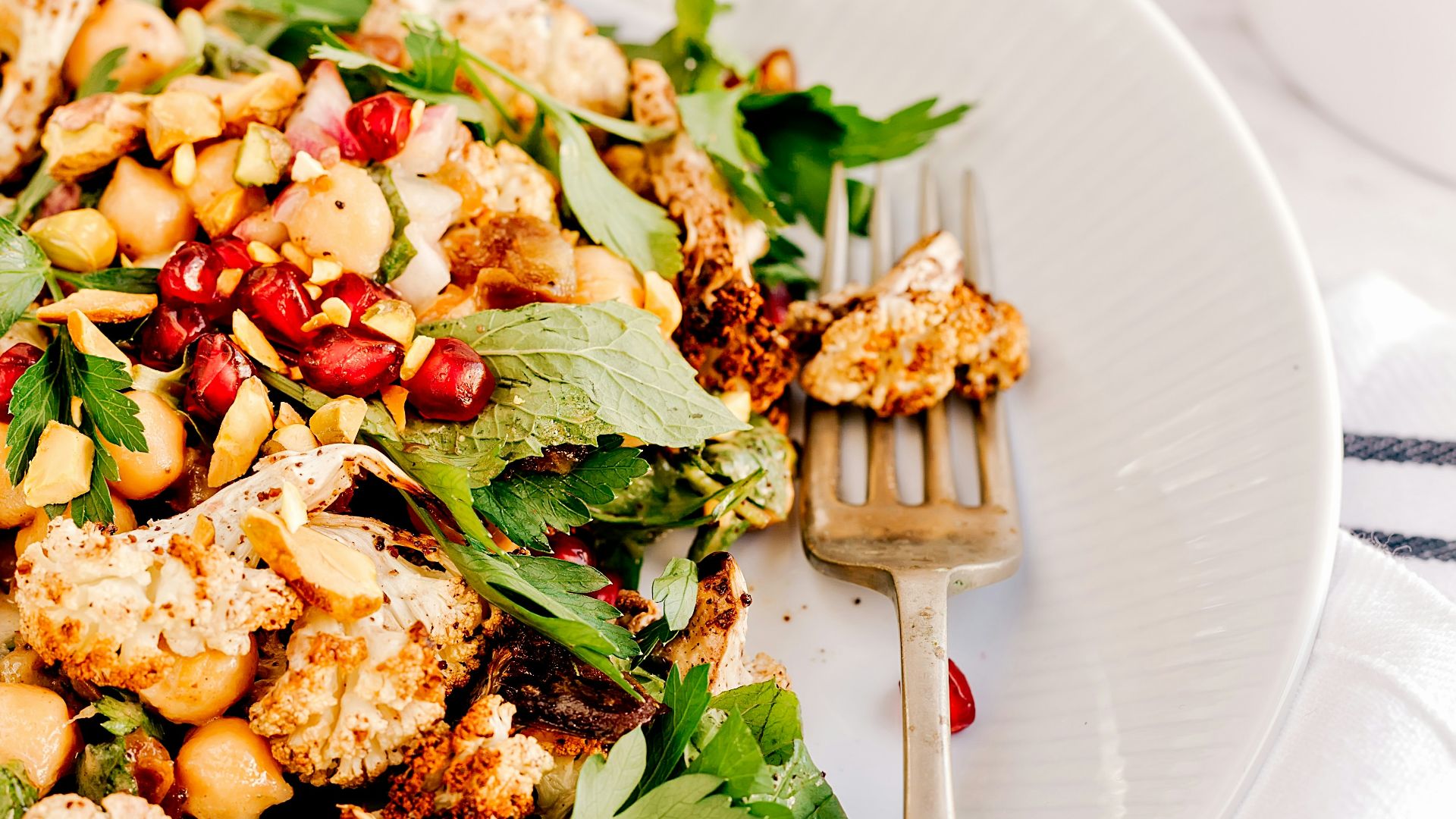 cauliflower with green vegetable