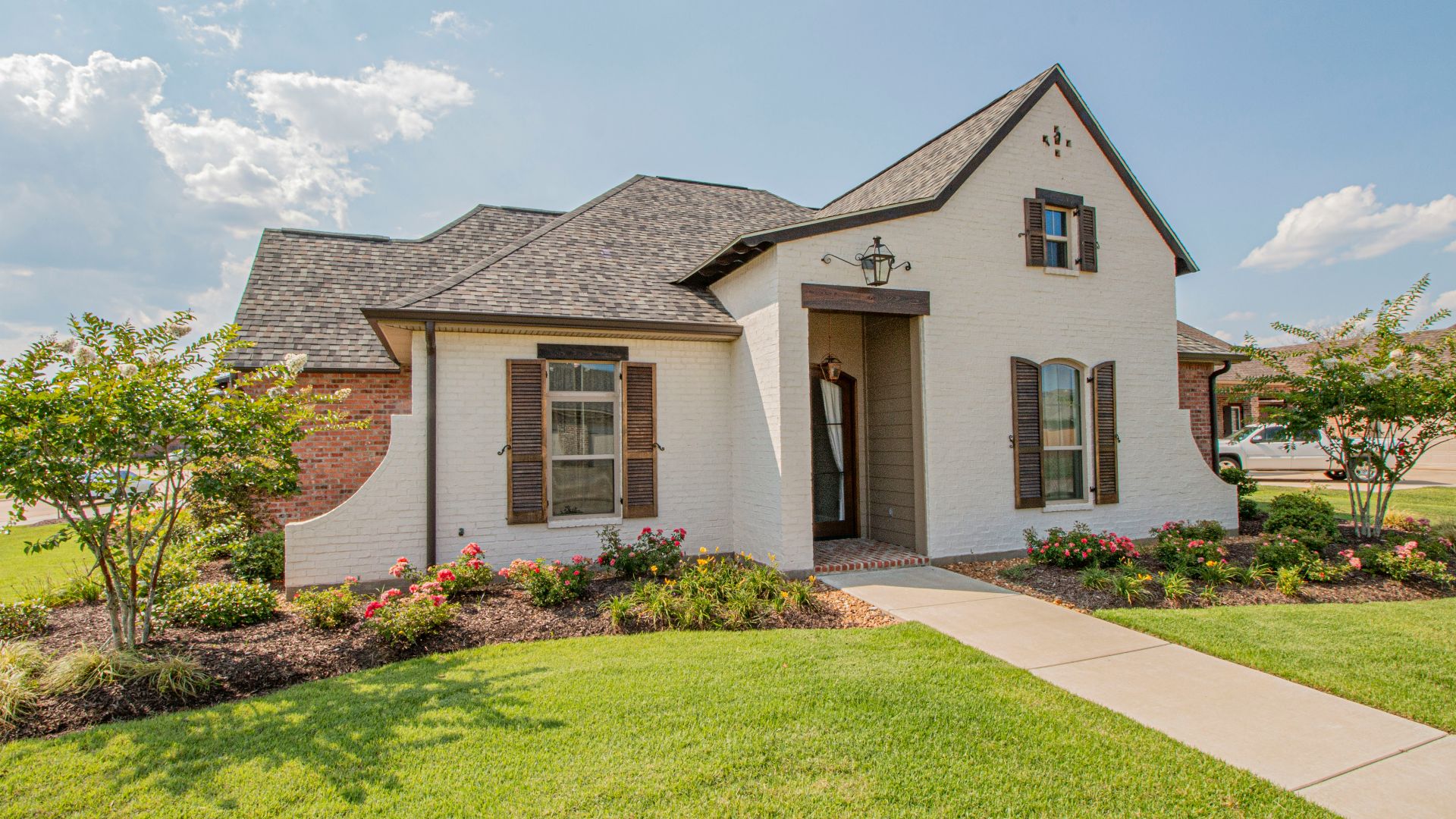 brown and white concrete house