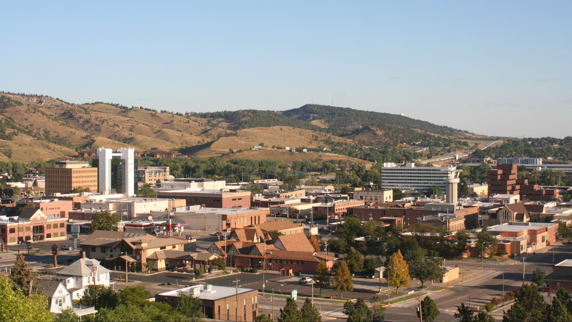 File:Rapid City Skyline (2022).jpg