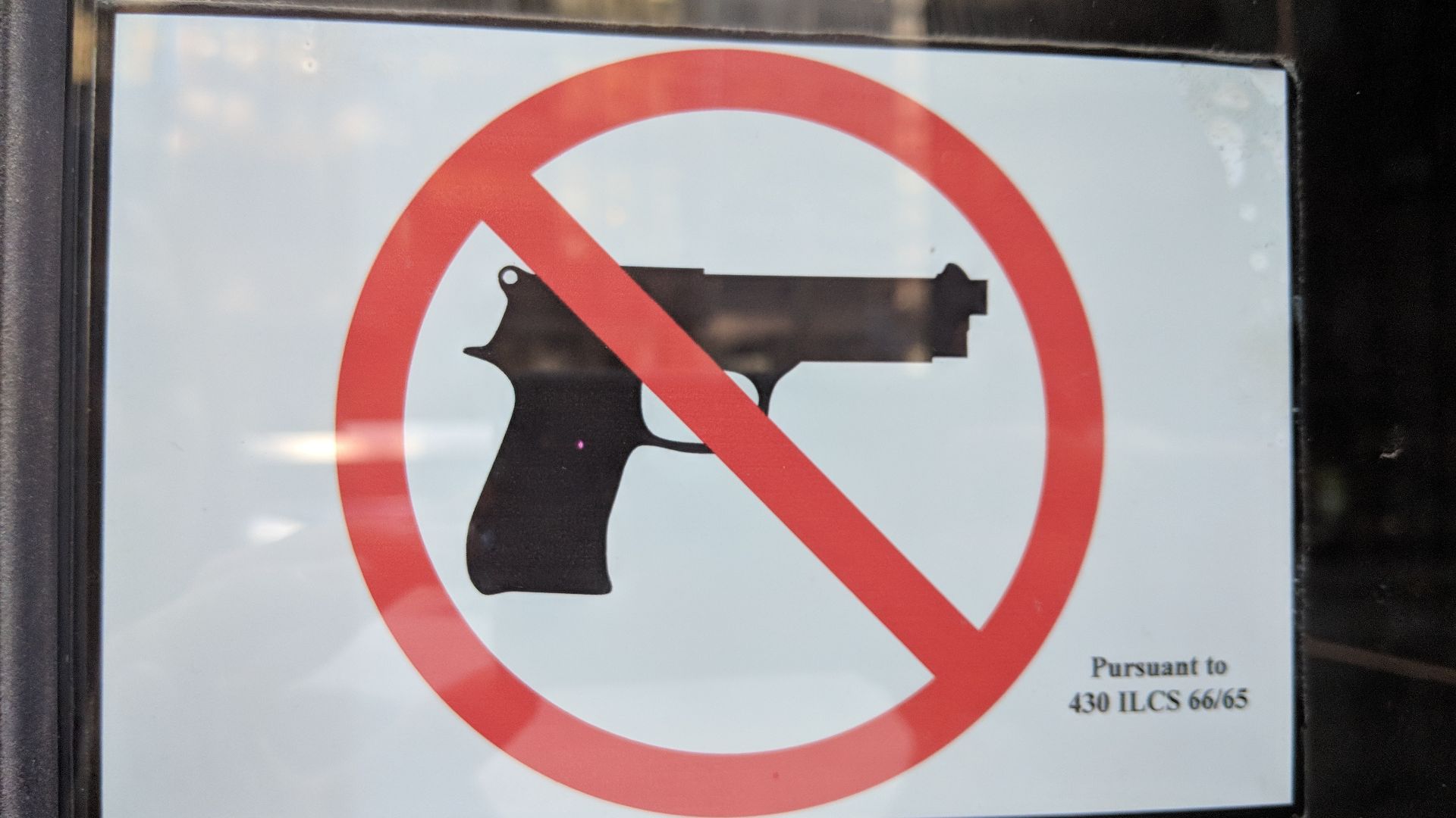 File:Chicago Guns Forbidden Sign.jpg