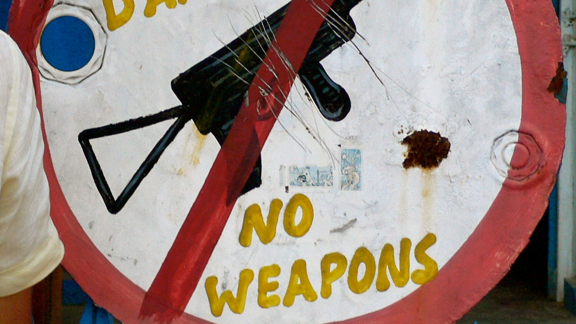 File:No weapons (cropped, no weapons).jpg