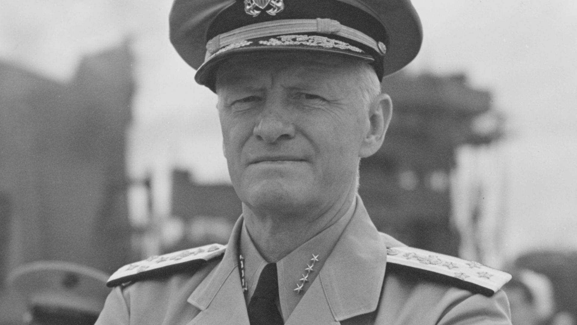 File:Adm Chester Nimitz-1942.jpg