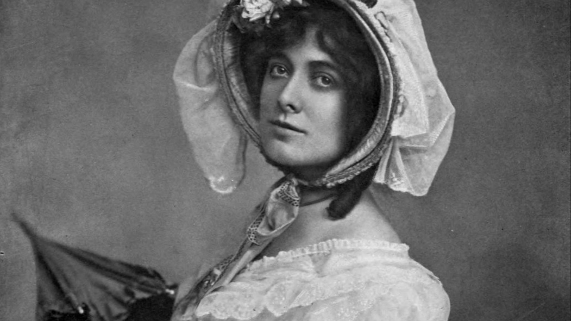 File:Julia Marlowe as Barbara Frietchie - Rose & Sands, N.Y.jpg