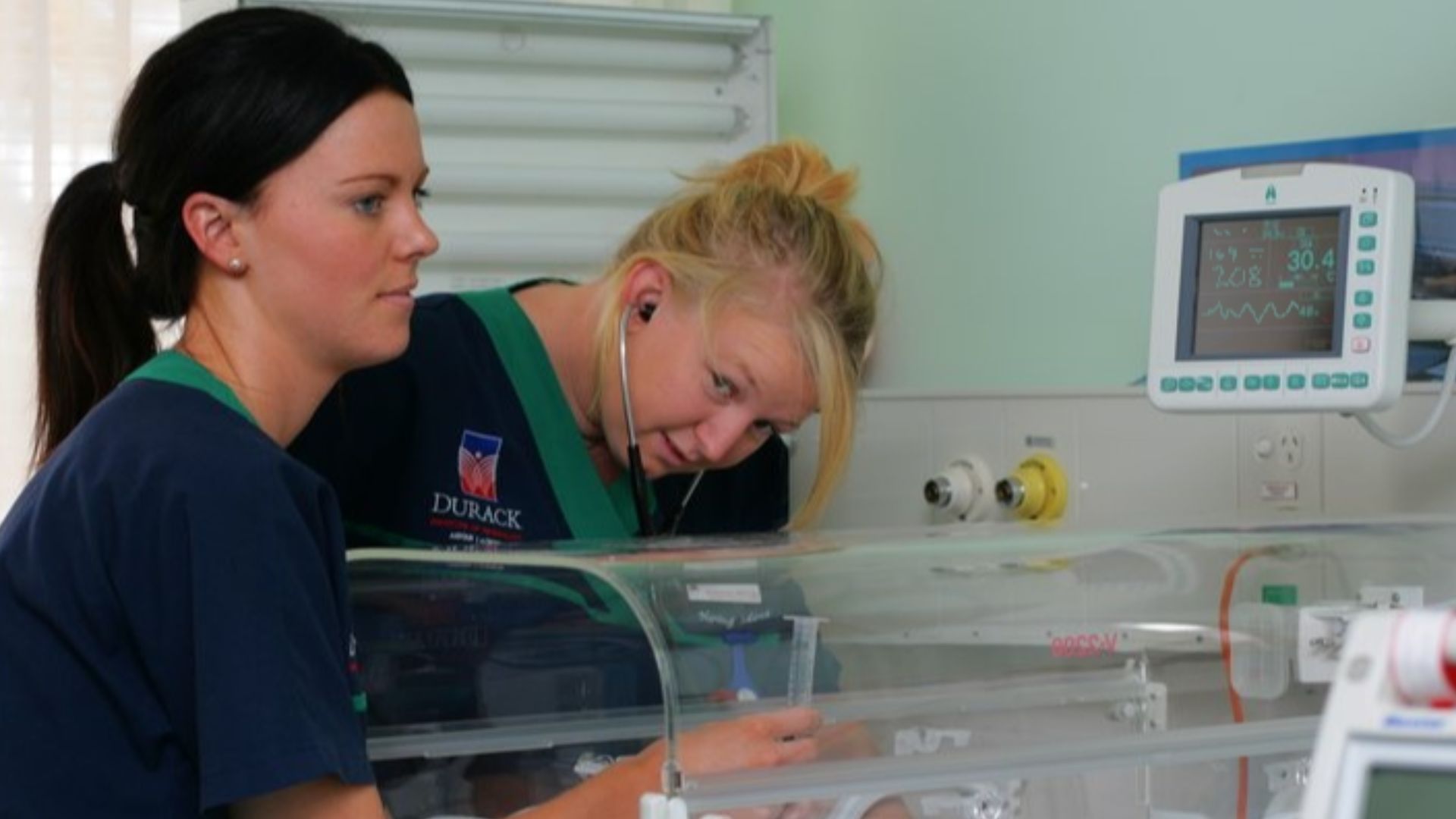 File:Student enrolled nurses.jpg