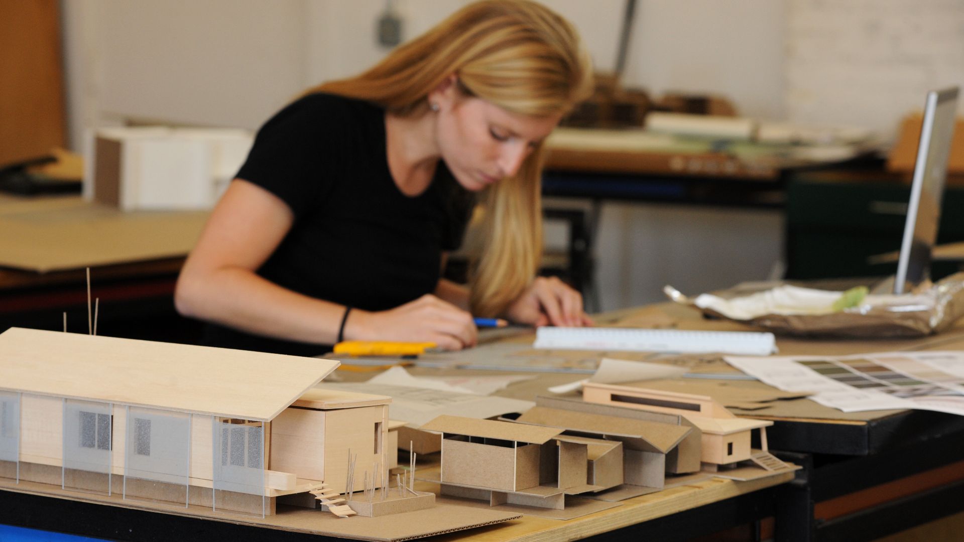 File:Architecture Students (5118388410).jpg